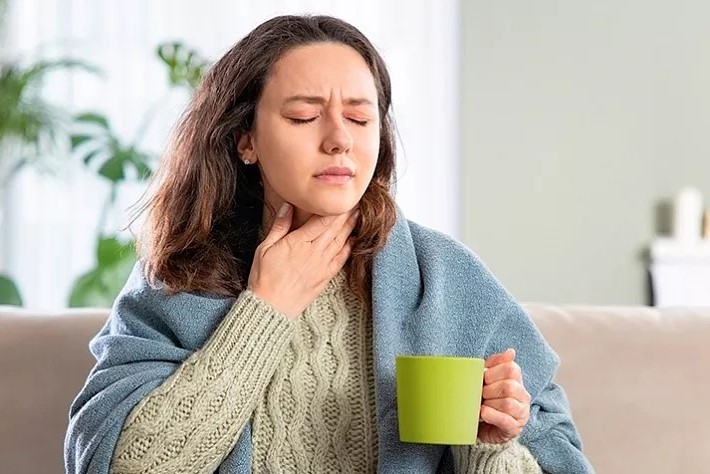 Чем лечить горло в домашних условиях